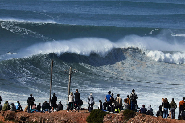 Surferos que conquistaron las olas más grandes de la Tierra